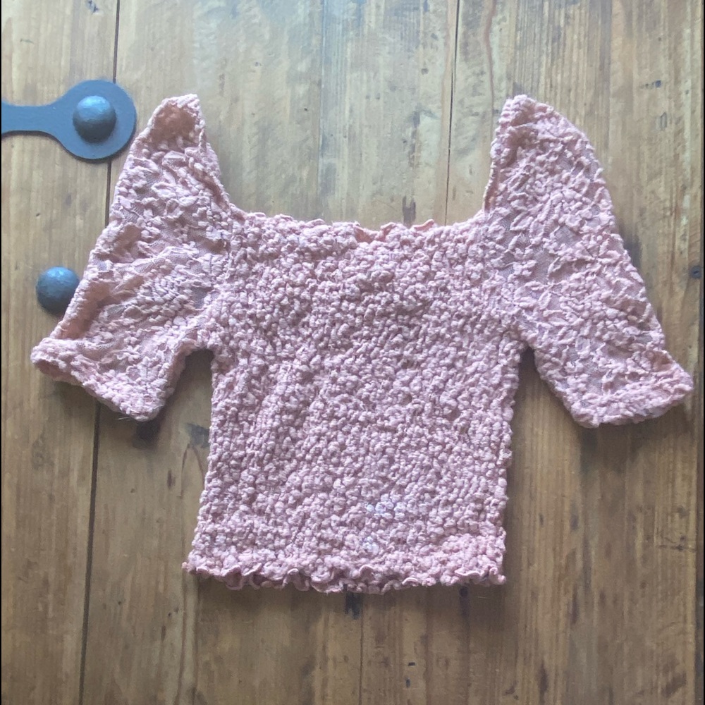 HEART & HIPS | Pink Floral Lace top